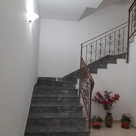 Edelweiss Laino Borgo