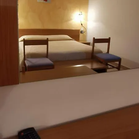فندق Edelweiss 3*