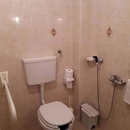 فندق Edelweiss Laino Borgo
