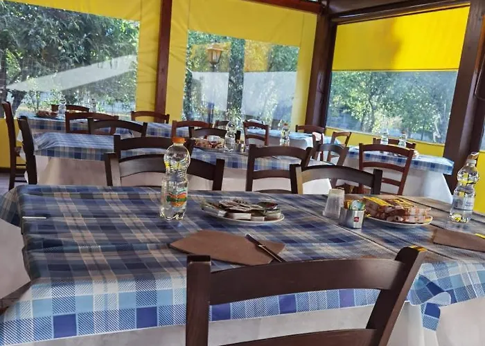 Edelweiss Hotel Laino Borgo